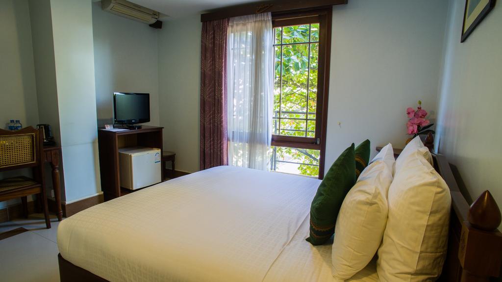 Family Boutique Hotel Vientiane Buitenkant foto