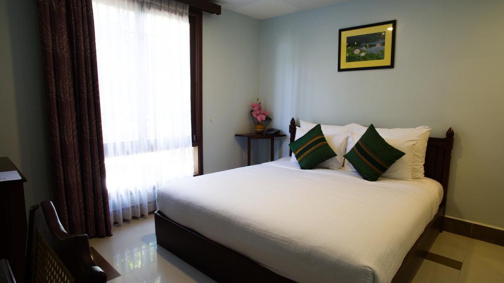 Family Boutique Hotel Vientiane Buitenkant foto